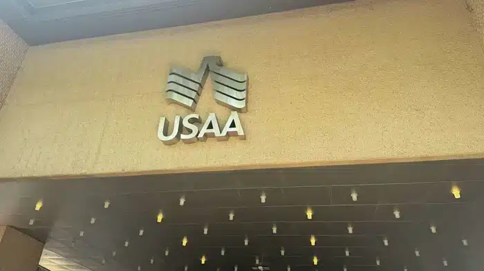 1673_USAA H Plaza (2)-700x393